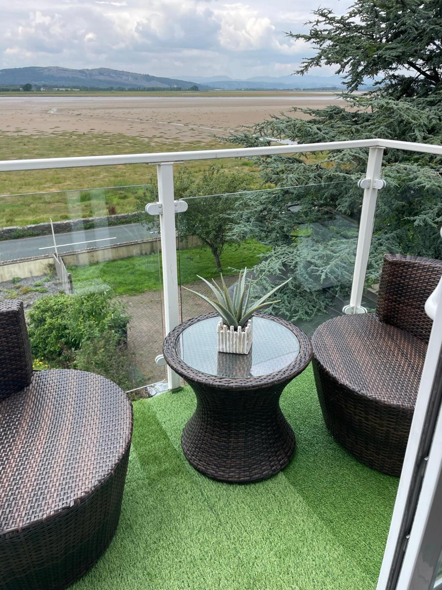 Watersedge Retreat, Views, Sunsets, Dogs Welcome Sandside  Exterior foto